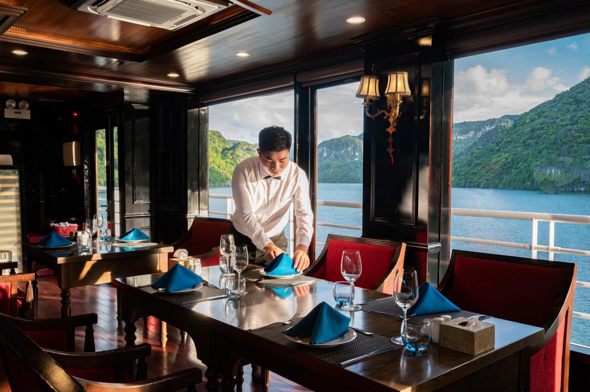 Halong Dragon Bay Cruise Hotel Ha Long Bagian luar foto