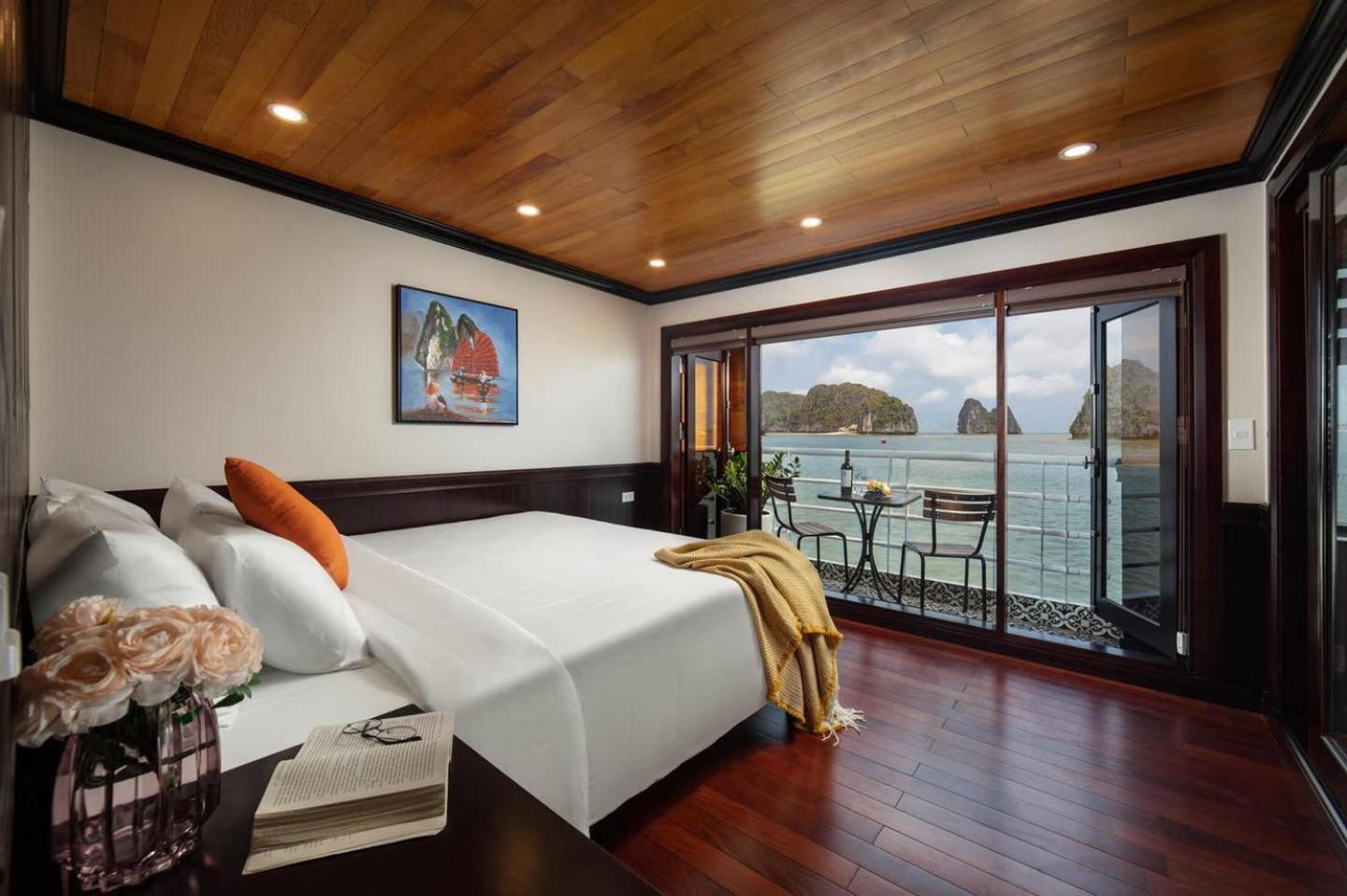 Halong Dragon Bay Cruise Hotel Ha Long Bagian luar foto